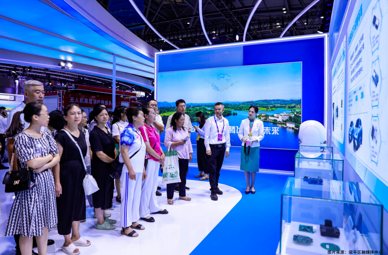 智博收官：平偉實業(yè)硬核展品引爆全場，解鎖產(chǎn)業(yè)融合新范式